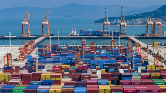 温州港状元岙港区新增两大泊位正式投运，年吞吐能力提升超百万标箱