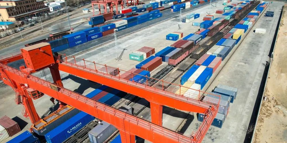 国铁集团结合4家国内海运航运企业发展一单造多式联运