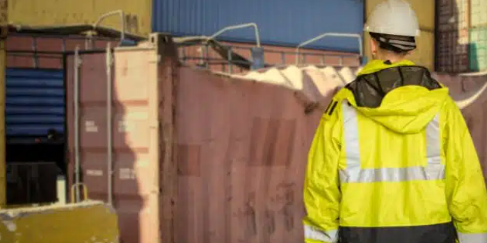 有什么原因导致海运集装箱运输途中败坏？